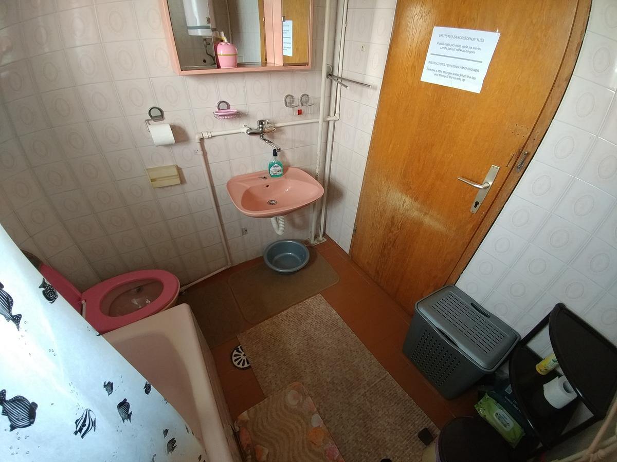 Apartments Domacinstvo Nikolic ヴァリェヴォ エクステリア 写真